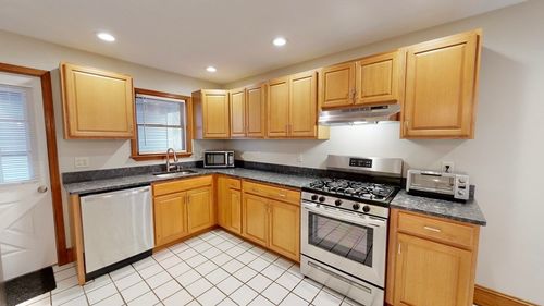 1-3 Swains Pond Ave, Malden, MA, 02148-1829 | Card Image