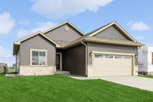 765 Chamberlin Lane, North Liberty, IA, 52317 | Card Image