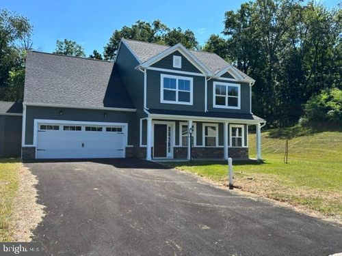 200 Grace Ann Ct, Fayetteville, PA, 17222-8228 | Card Image