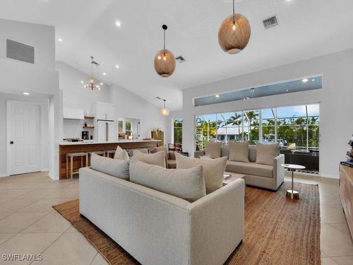 1500 Curlew Ave, NAPLES, FL, 34102-3405 | Card Image