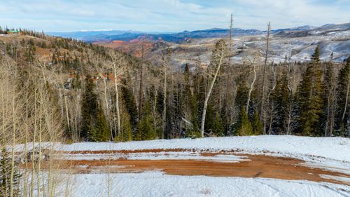 438 N Holyoak Cir, Brian Head, UT, 84719 | Card Image