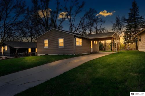 4511 Laurel Ave, Omaha, NE, 68104-1460 | Card Image