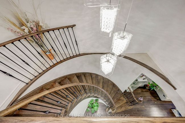 23 Cherna Ave, House attached with 6 bedrooms, 4 bathrooms and 2 parking in Markham ON | Image 25