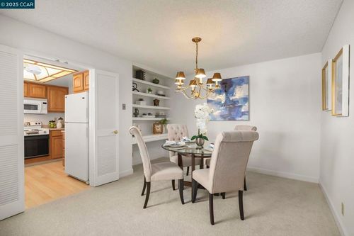 unit-2-975 Terra California Dr, Walnut Creek, CA, 94595-2533 | Card Image