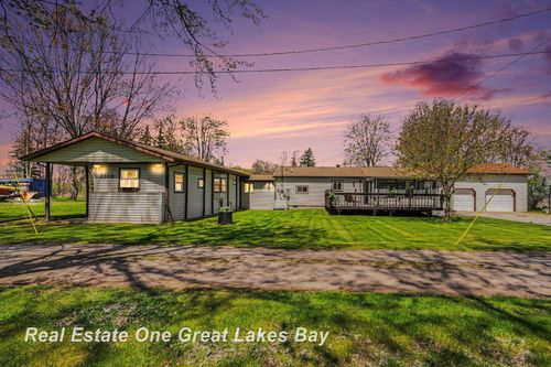 2118 Lakeview Street, Standish Township, MI, 48658 | Card Image