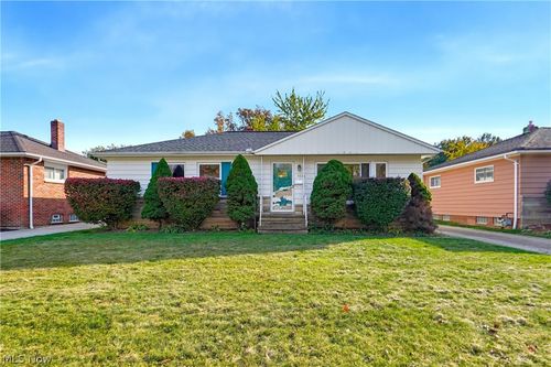 4386 Urban Dr, South Euclid, OH, 44121-3551 | Card Image