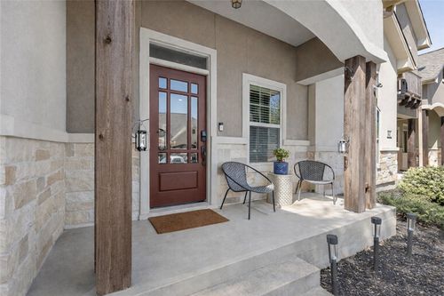 3825 Silverthorne Ln, College Station, TX, 77845-4363 | Card Image