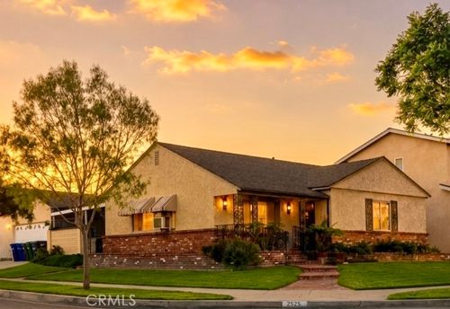 2528 Del Amo Blvd, Lakewood, CA, 90712-2836 | Card Image