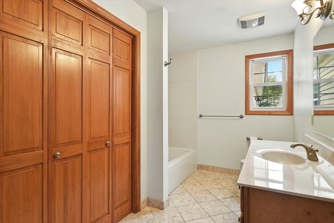 254 Island Pond Rd, House other with 3 bedrooms, 2 bathrooms and 4 parking in Springfield MA | Image 13