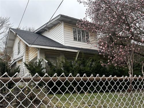 1413 Smithfield Street, East Liverpool, OH, 43920 | Card Image