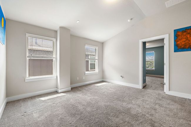 Spacious Upstairs Living Room | Image 22