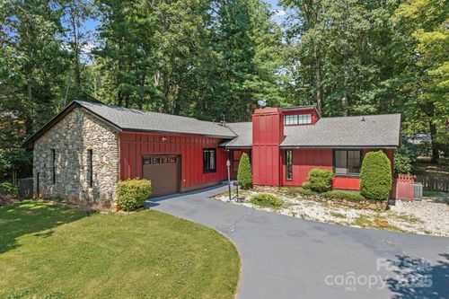 18 Saint Andrews Rd, Arden, NC, 28704-2645 | Card Image