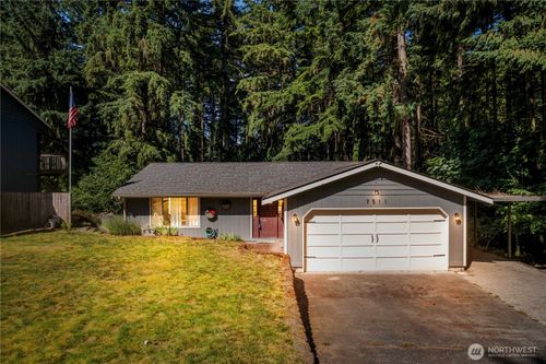 7511 Kittiwake Dr Se, Olympia, WA, 98513-5616 | Card Image