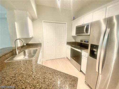 104-12965 Positano Cir, NAPLES, FL, 34105-4901 | Card Image