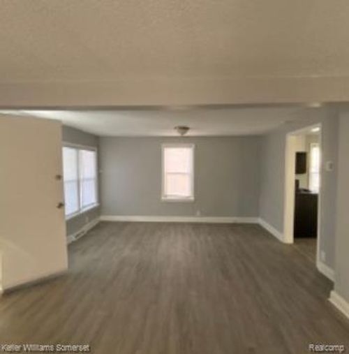 21356 Westview Ave, Ferndale, MI, 48220-2269 | Card Image