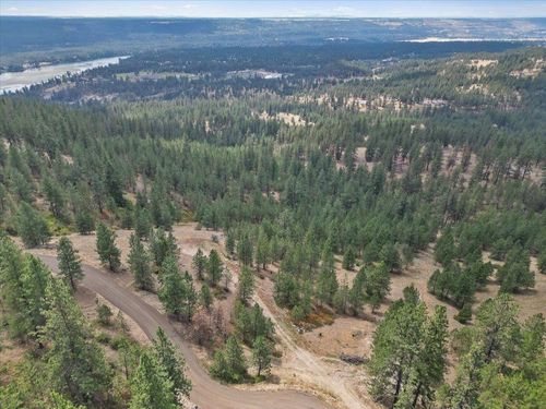 NKA Weaver Way, Deer Park, WA, 99006 | Card Image