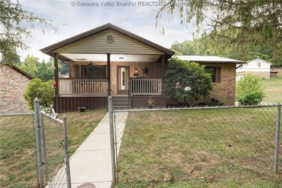 211 Lee Street, House other with 2 bedrooms, 1 bathrooms and null parking in Poca WV | Image 1