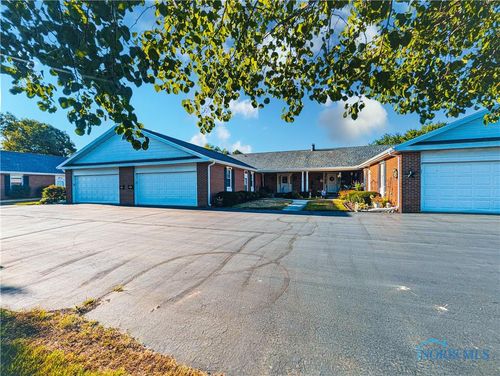 1401 Van Buren St, Fostoria, OH, 44830-1598 | Card Image