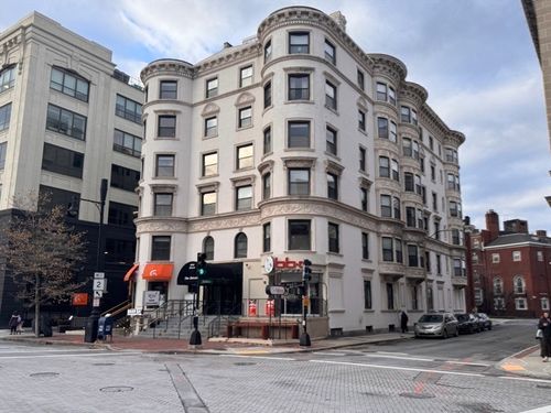 apt-404-636 Beacon St, Boston, MA, 02215-2004 | Card Image