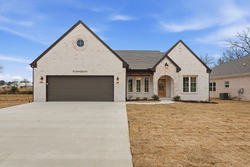 10 Dandelion Dr, Greenbrier, AR, 72058-8067 | Card Image