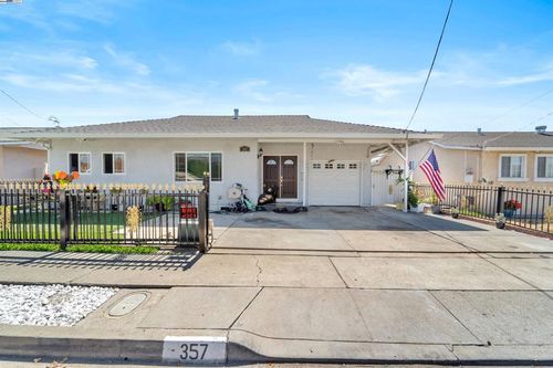 357 White Dr, Hayward, CA, 94544-4739 | Card Image