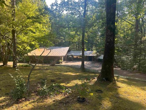 2 Ridgewood Ln, Forrest City, AR, 72335-2526 | Card Image