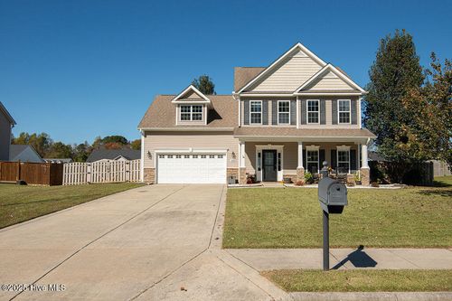 218 Maidstone Dr, Richlands, NC, 28574-8432 | Card Image
