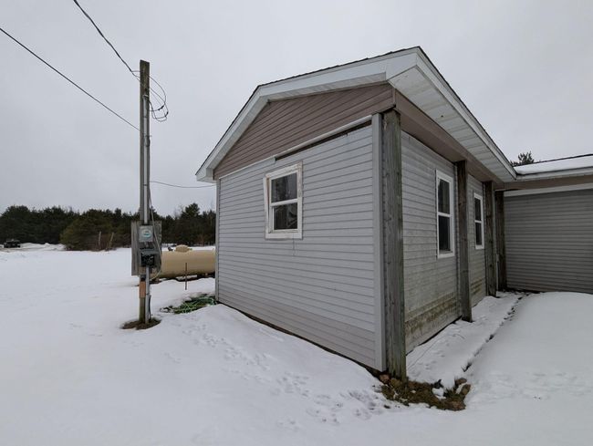 293 Boardman Rd Sw, House other with 3 bedrooms, 2 bathrooms and null parking in South Boardman MI | Image 8