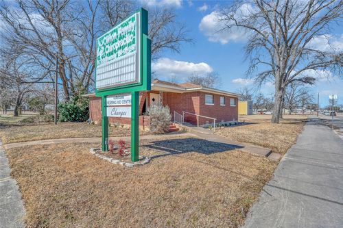 202 N Avenue G, Clifton, TX, 76634-1526 | Card Image