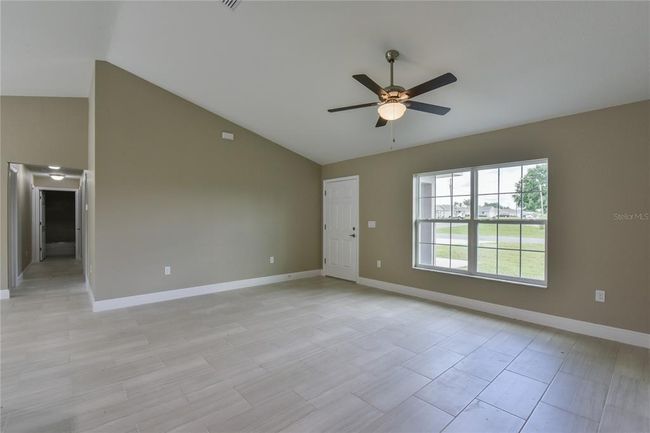 12805 Sw 38 Th Cir, House other with 4 bedrooms, 2 bathrooms and null parking in OCALA FL | Image 6