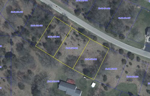 417 Des Moines Lane, Dixon, IL, 61021 | Card Image