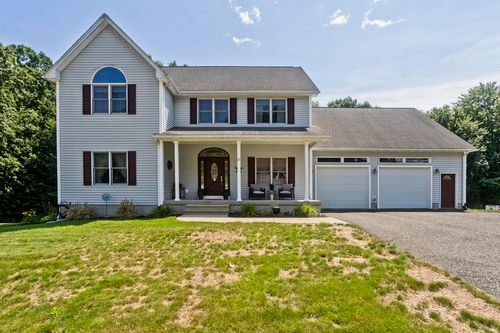 27 Landing Dr, Chicopee, MA, 01020 | Card Image