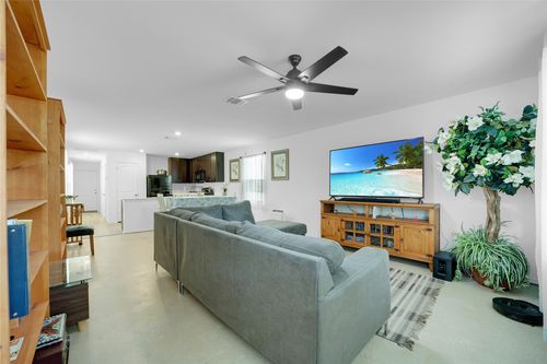 36 Trinity Circle, Lockhart, TX, 78644 | Card Image