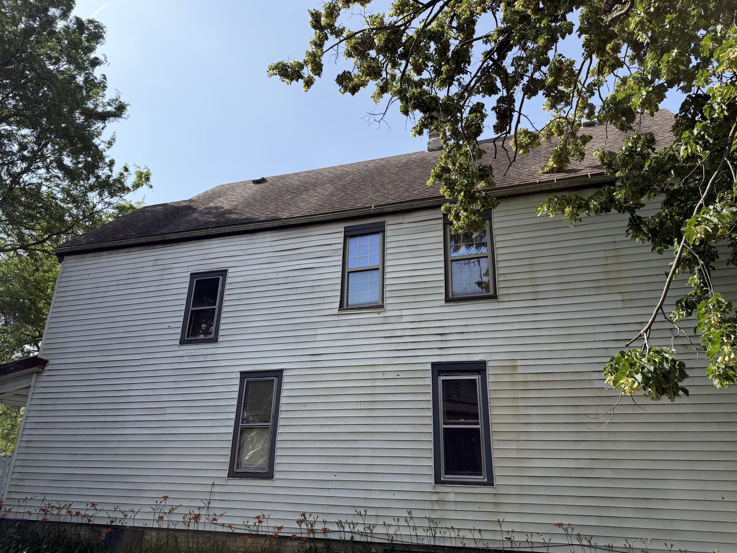 Residential Income in Milwaukee 5