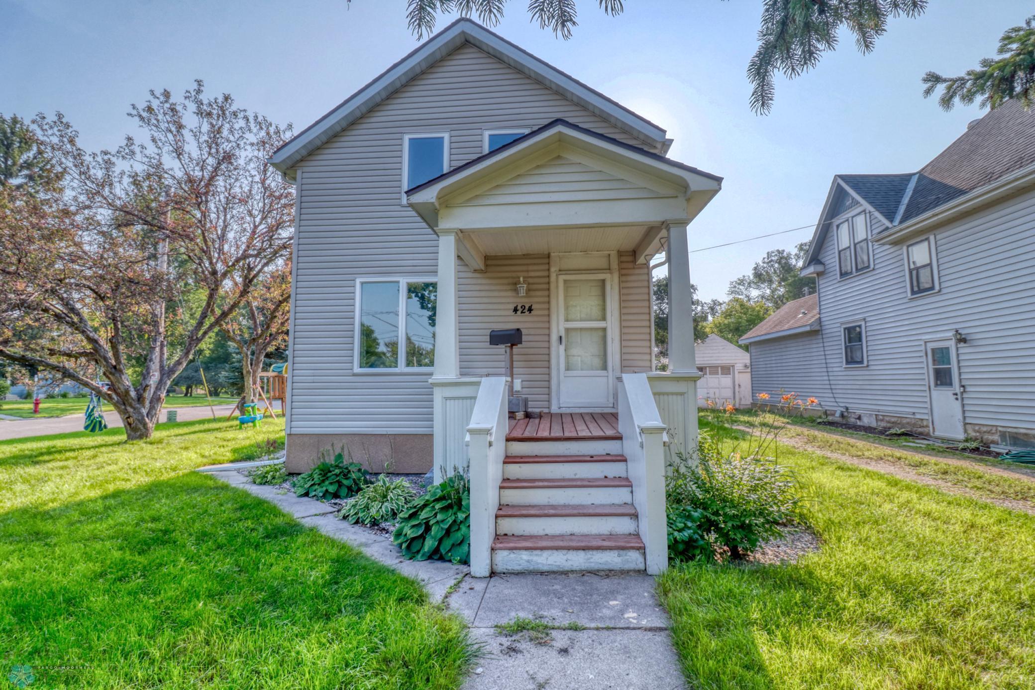 10th St, Moorhead, MN 56560 #1