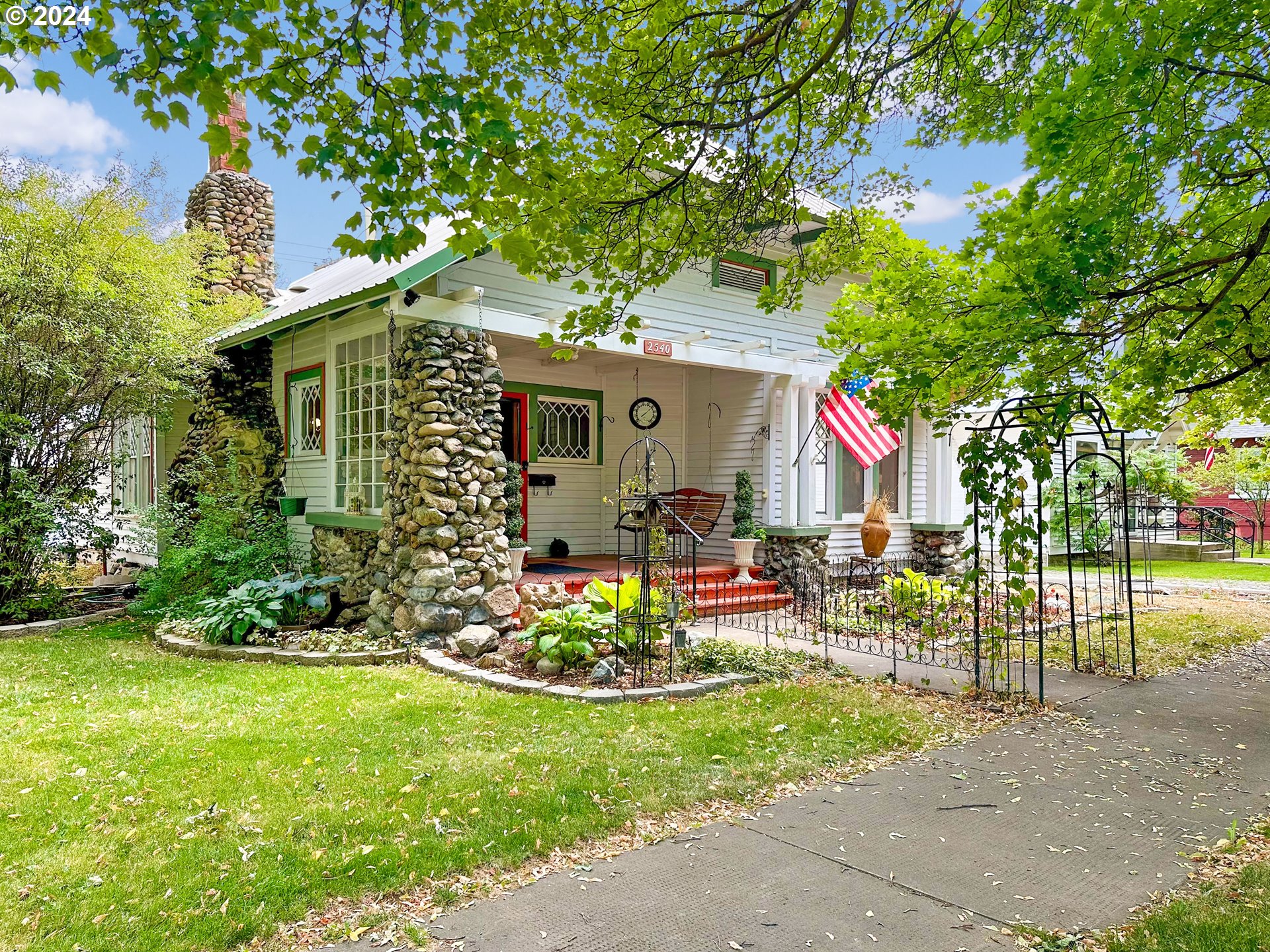 3rd St, Baker City, OR 97814