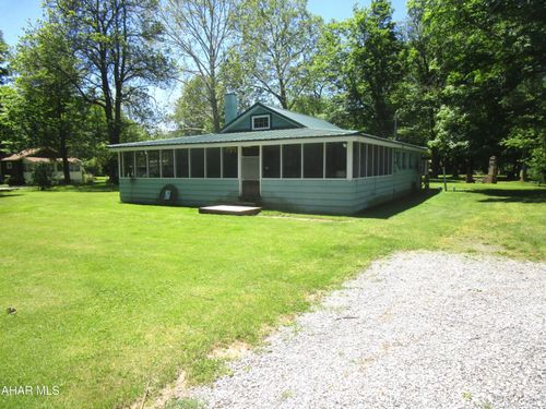 215 First Street, New Paris, PA, 15554 | Card Image