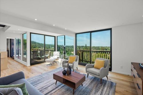 25 Grove St, Los Gatos, CA, 95030 | Card Image