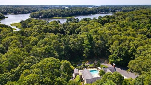 139 Prince Ave, Marstons Mills, MA, 02648-1830 | Card Image