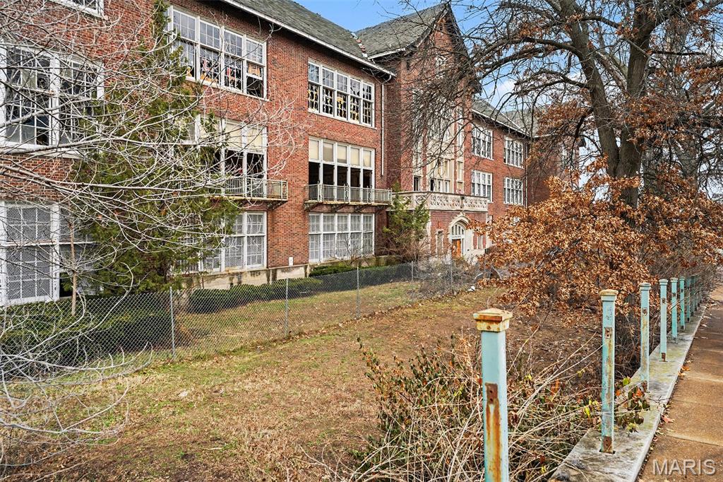 Commercial Sale in St Louis 5