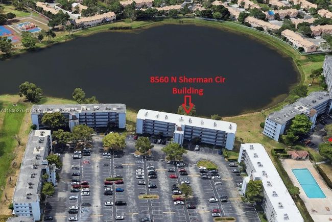 APT-402 - 8560 N Sherman Cir, Condo with 2 bedrooms, 2 bathrooms and null parking in Miramar FL | Image 19