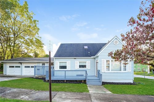 962 Iona Ave, Akron, OH, 44314-2773 | Card Image