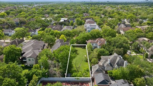 6611 Belmont St, West University Place, TX, 77005-3805 | Card Image
