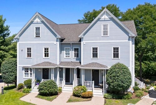 19-19 Russell Pl, Arlington, MA, 02474-4801 | Card Image