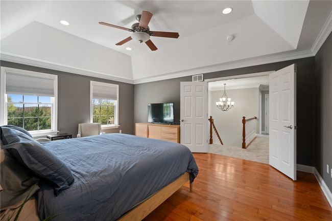 205 Erin Dr, House other with 5 bedrooms, 5 bathrooms and 3 parking in Cranberry Twp PA | Image 24