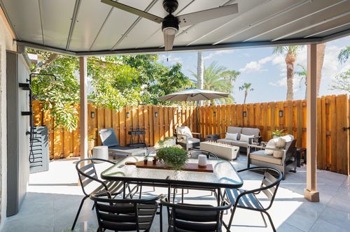 804-200 S Banana River Blvd, Cocoa Beach, FL, 32931-5084 | Card Image