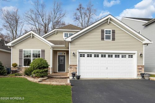 37 Kingston Dr, Jackson, NJ, 08527-4956 | Card Image