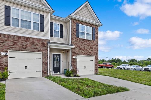 118 Champions Ln, Ashland City, TN, 37015-4025 | Card Image