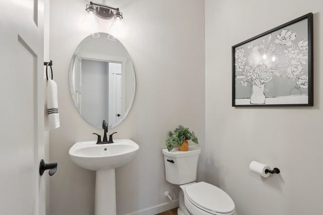 6639 Royal View Dr, Home with 3 bedrooms, 3 bathrooms and null parking in DEFOREST WI | Image 9