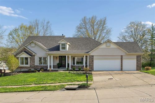 17008 Kimwood Ct, Chesterfield, MO, 63005-4477 | Card Image